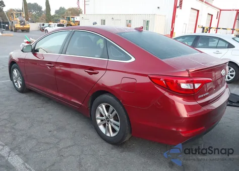 2015 Hyundai Sonata Se z USA, uszkodzony, nr VIN 5NPE24AF3FH147354